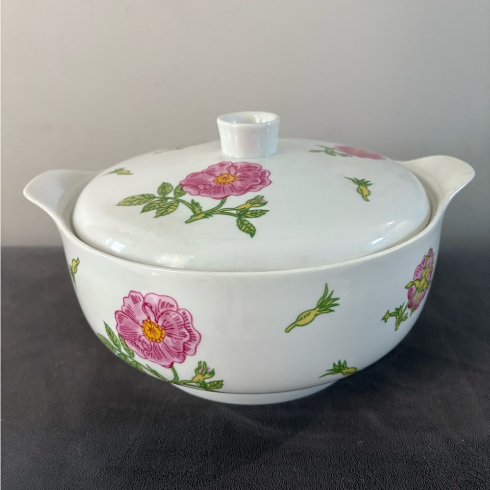 Rare Richard Ginori covered vegetable bowl